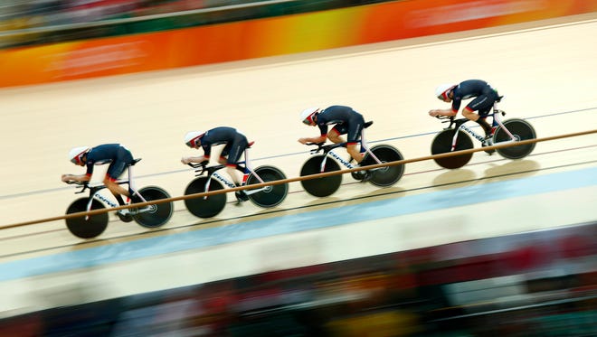 Team Great Britain competes in the men's cycling track team pursuit.