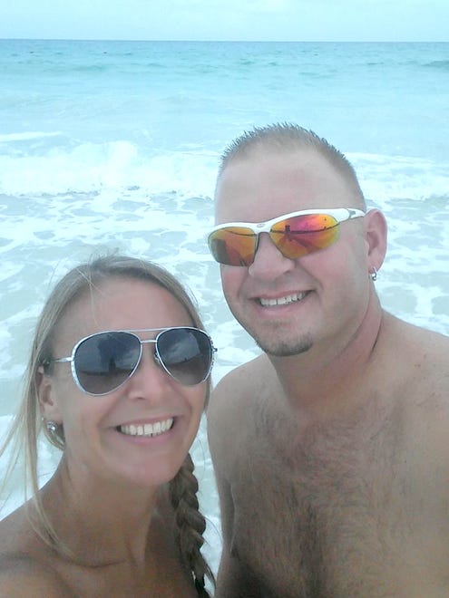 Heidi Sorrem and her husband Corey Sorrem took a walk on the beach shortly after arriving on their Mexico vacation.