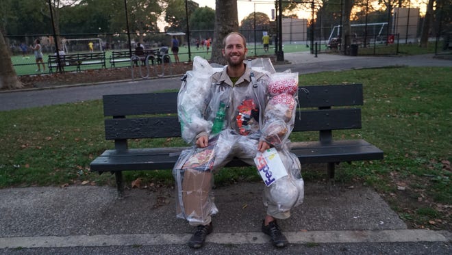 To showcase the amount of trash the average human creates each day, activist Rob Greenfield pledged to wear every single piece of trash he created for 30 days straight.