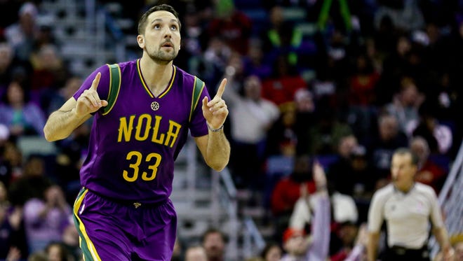 Ryan Anderson reacts after scoring against the Los Angeles Lakers during a game at the Smoothie King Center.