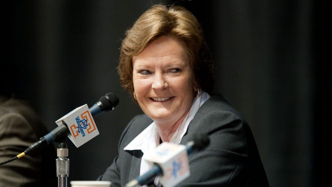 Summitt speaks during the press conference announcing that she will step down at Thompson Boling Arena.