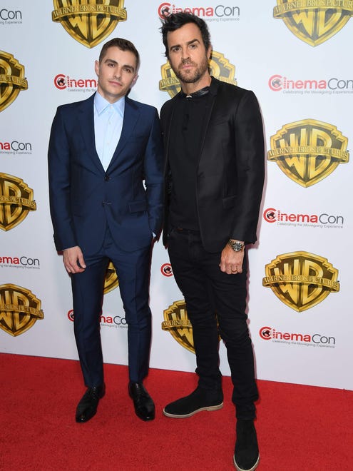 Co-stars for 'The Lego Ninjago Movie,' Dave Franco, left, and Justin Theroux stared down photogs together.