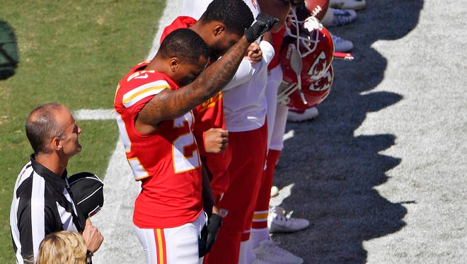 Chiefs cornerback Marcus Peters raised a black-gloved fist during the anthem before the season opener against the Chargers.