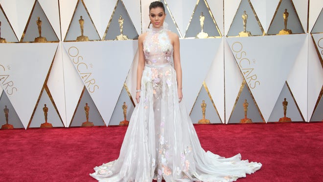 Hailee Steinfeld in a dramatic Ralph & Russo gown.