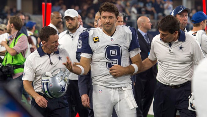 One week after making his return from injured reserve in 2015, Romo was knocked out for the season in a Thanksgiving game against the Carolina Panthers.