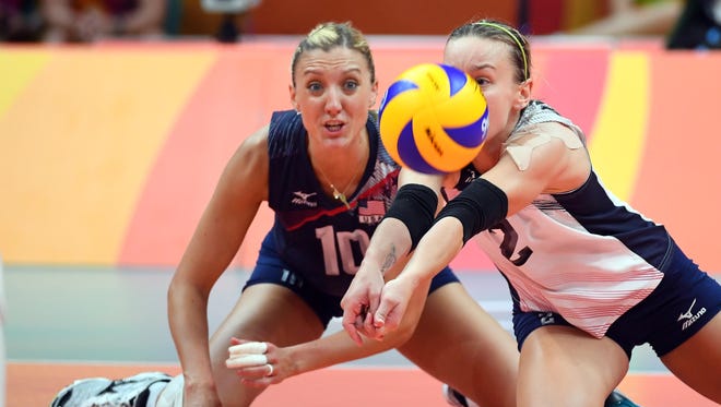 Kayla Banwarth of the United States gets low to dig a ball l against Netherlands in the women's volleyball bronze medal match at the Rio 2016 Summer Olympic Games at Maracanazinho