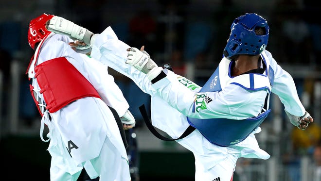 Mahama Cho (GBR) fights Maicon Siqueira (BRA) in the mens judo +80kg bronze medal match during the Rio 2016 Summer Olympic Games at Carioca Arena 3.