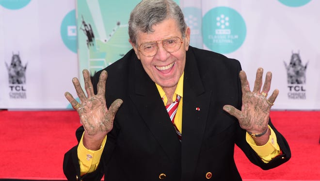 Jerry Lewis at his Hand and Footprint ceremony in Hollywood, in April 2014.