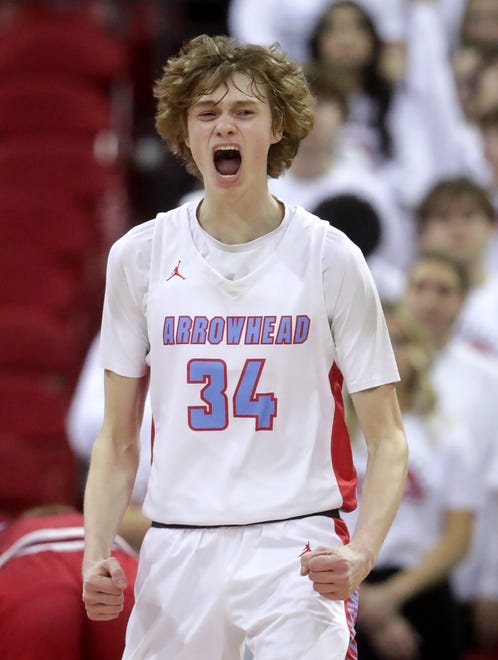Arrowhead High School's AJ Ohrmundt (34) reacts as the final seconds tick off the clock against Neenah High School in a Division 1 semifinal game during the WIAA state boys basketball tournament on Friday, March 15, 2024 at the Kohl Center in Madison, Wis. Arrowhead defeated Neenah for 99-95 in four overtimes.
Wm. Glasheen USA TODAY NETWORK-Wisconsin